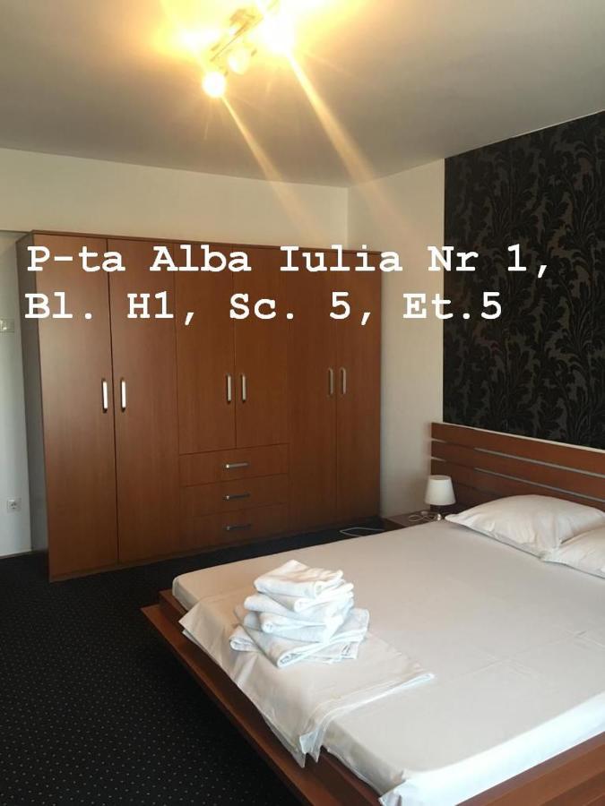 Alba Iulia Square - Apartments And Studios Bucarest Habitación foto